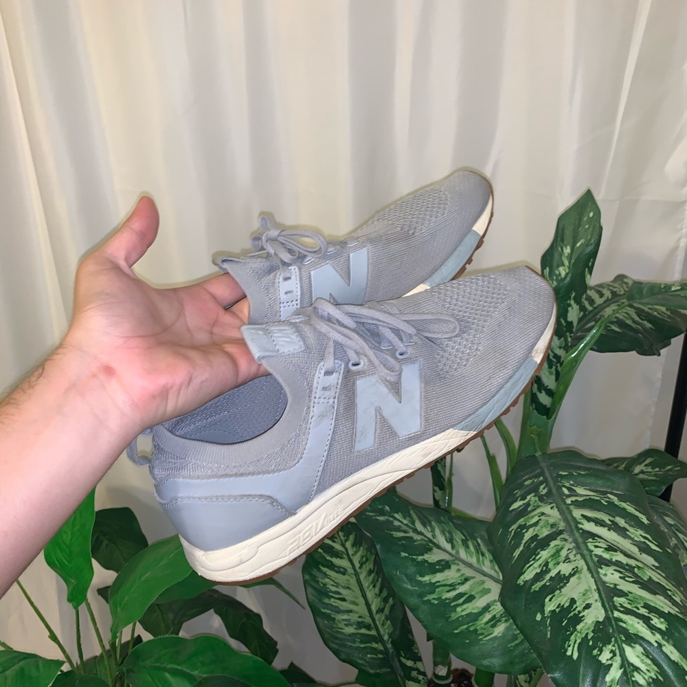 Men’s New balance shoes 247
